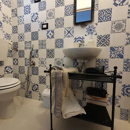 Sasi Guest house
